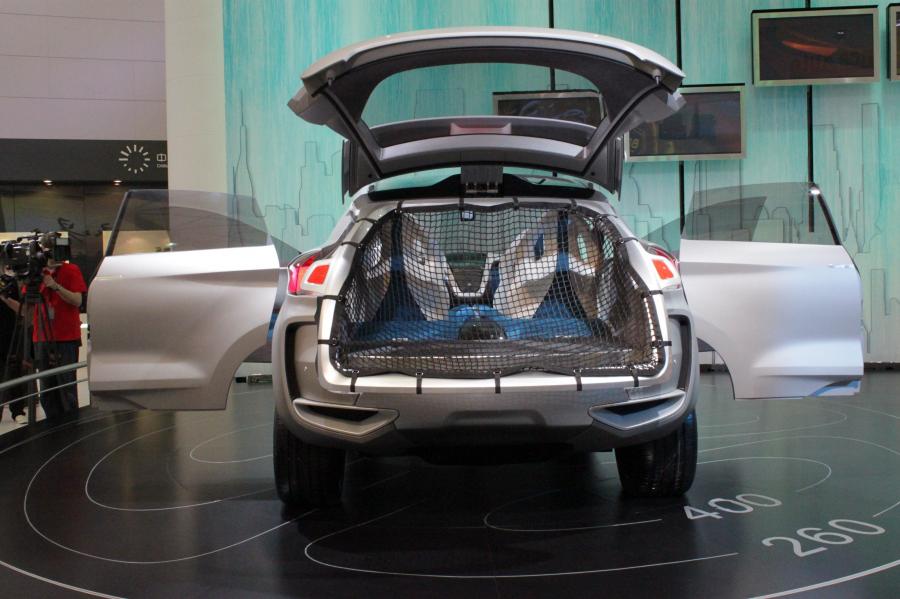 Багажник FAW X Concept SUV 2011 года  (фото 5 из 38)